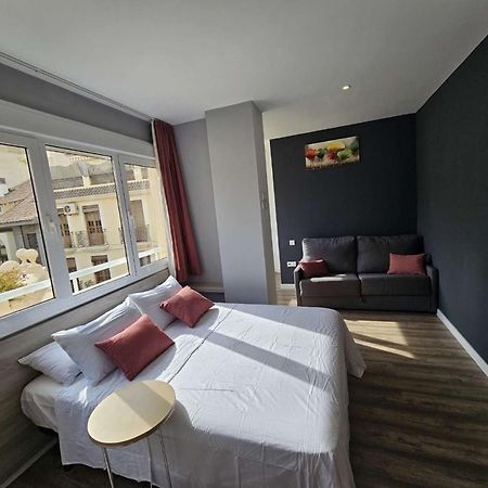 Apartamentos Turisticos Kenzamin 阿利坎特 外观 照片