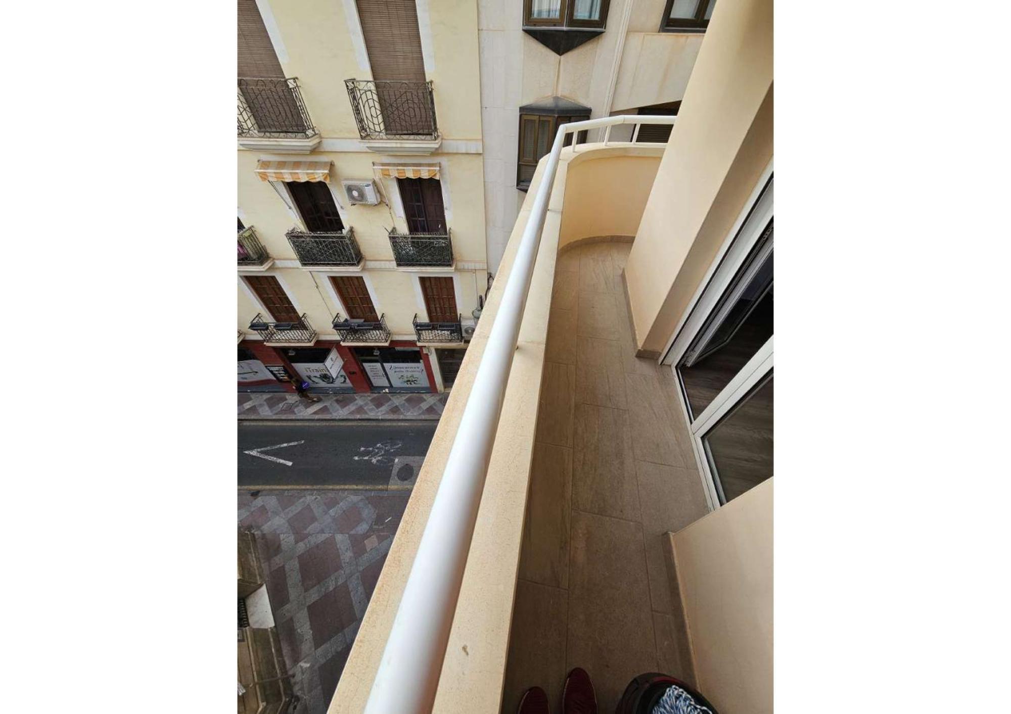 Apartamentos Turisticos Kenzamin 阿利坎特 外观 照片